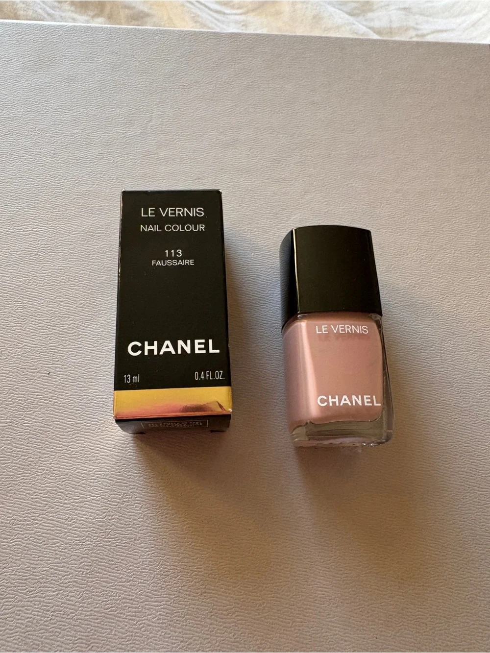 CHANEL Le Vernis Nail Polish — 113 Faussaire